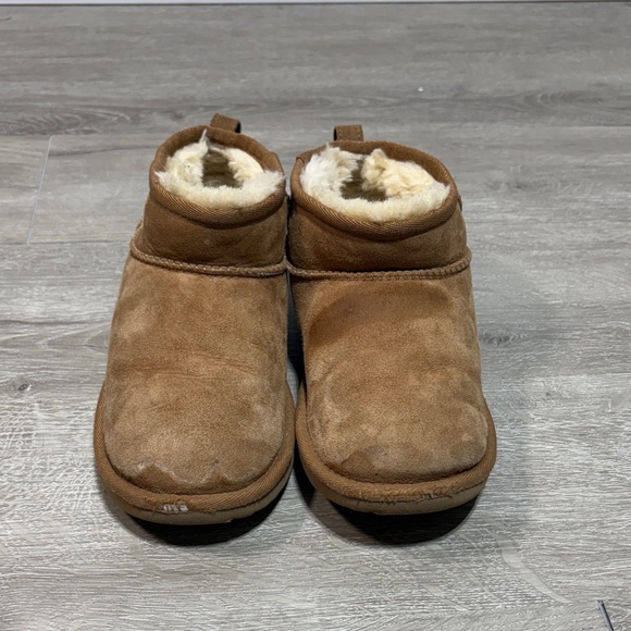 UGG Classic Ultra Mini chestnut ankle boots US size 5 - Picture 2 of 7
